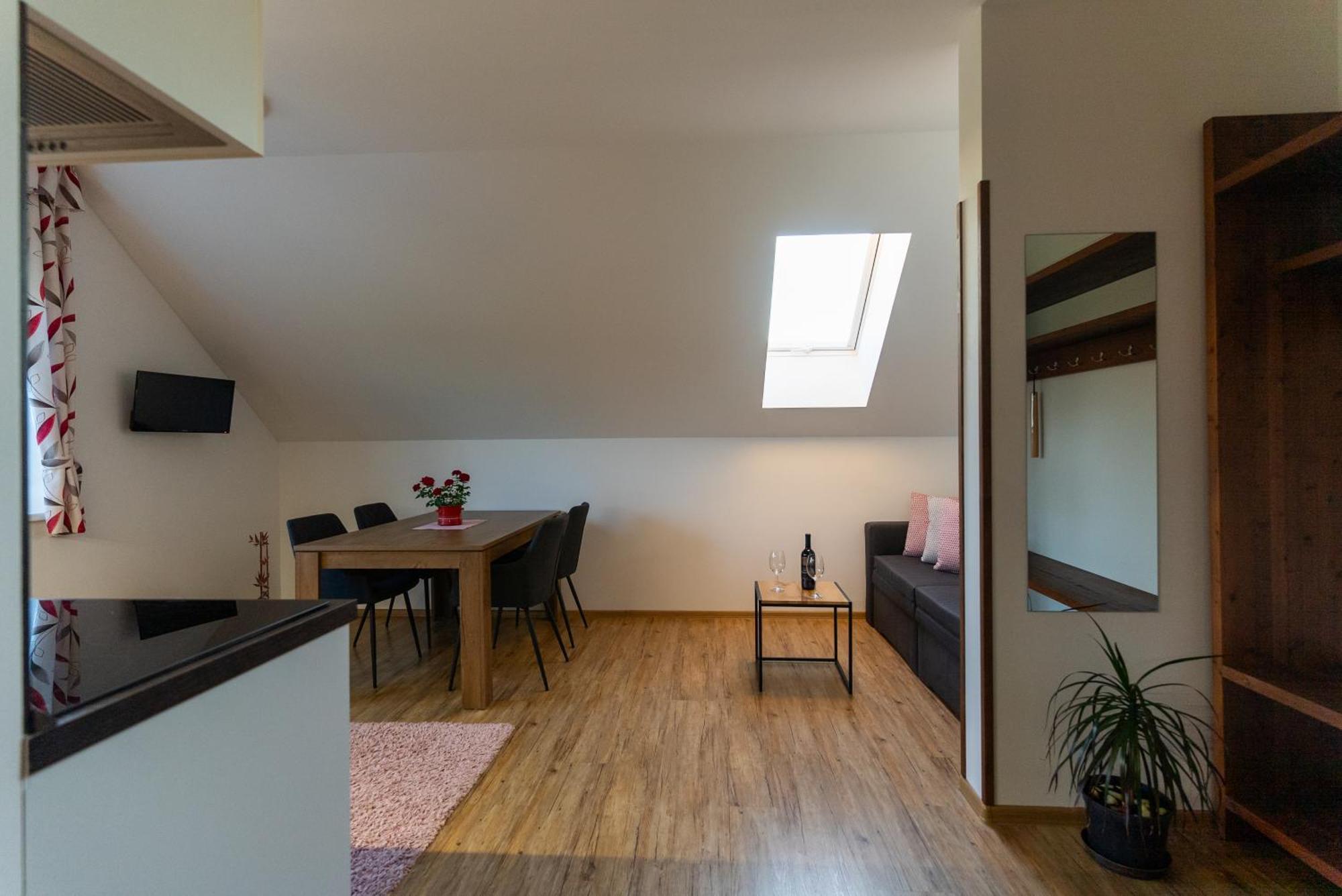 Apartmany Kohoutek A Slepicka V Novohradskych Horach Nové Hrady Εξωτερικό φωτογραφία